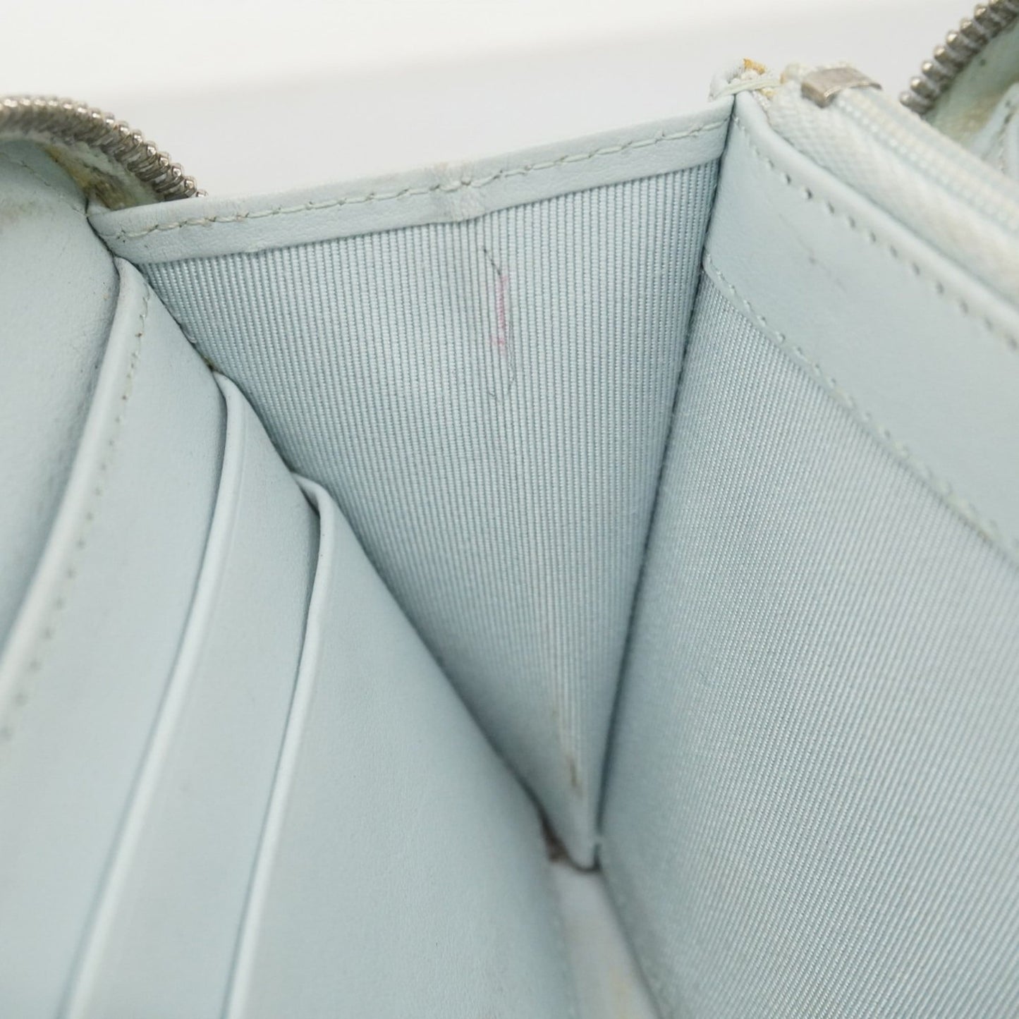 Chanel Light Blue Grained Calfskin Long Wallet (Bi-Fold) (Pre-Owned)