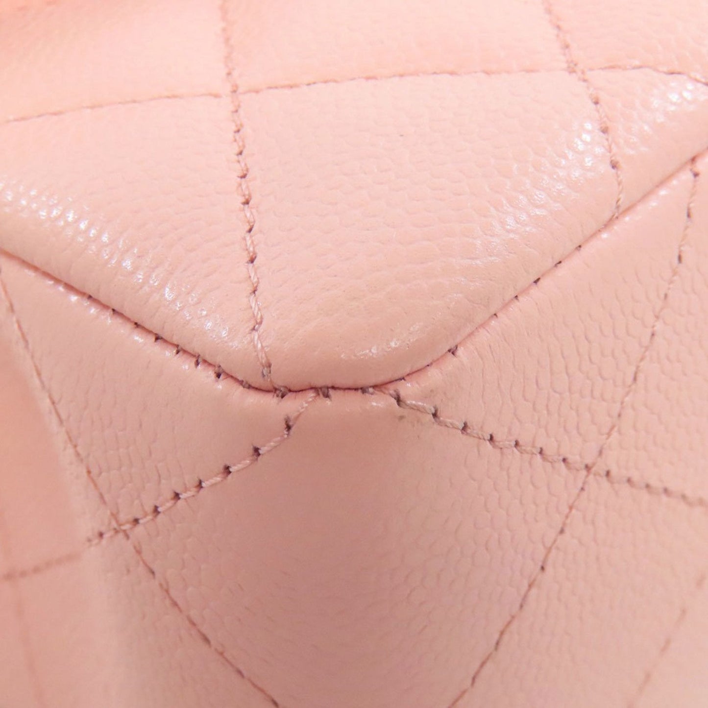 Chanel Matelasse Pink Leather Shoulder Bag (Pre-Owned)