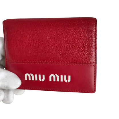 Miu Miu Red Color Wallet (Bi-Fold) (Pre-Owned)
