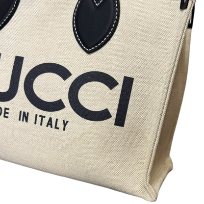 Gucci Beige Navy Canvas Leather Handbag (Pre-Owned)