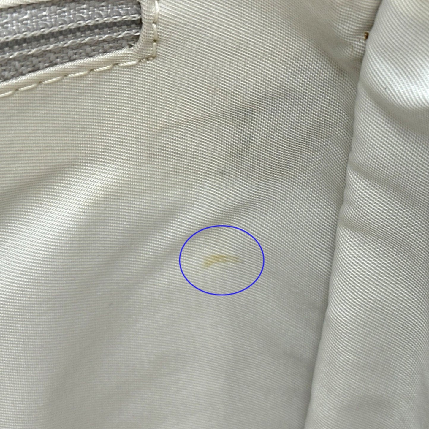 Chanel Beige Nylon Tote Bag (Pre-Owned)