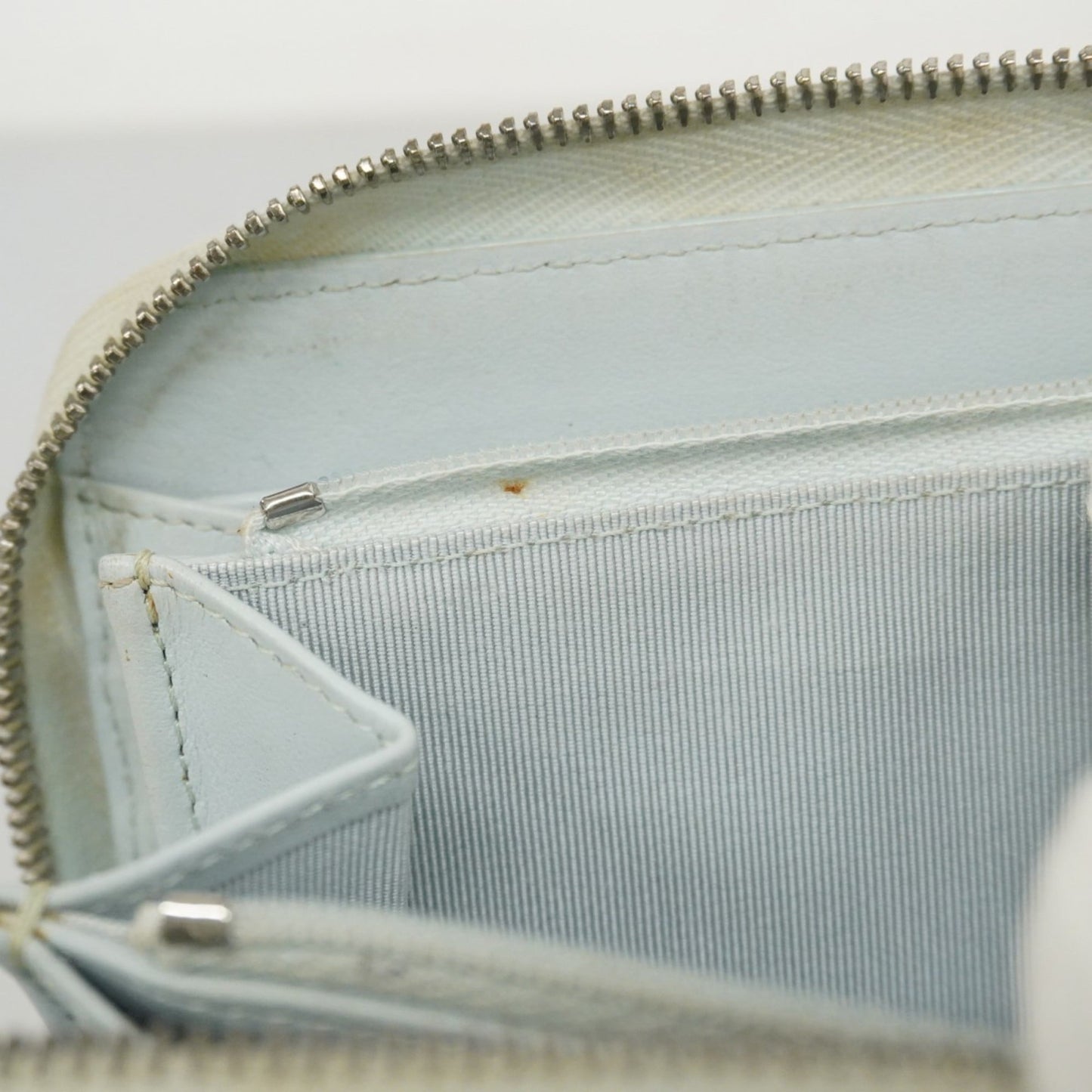 Chanel Light Blue Grained Calfskin Long Wallet (Bi-Fold) (Pre-Owned)