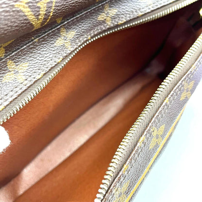 Louis Vuitton Brown Monogram Monogram Shoulder Bag (Pre-Owned)