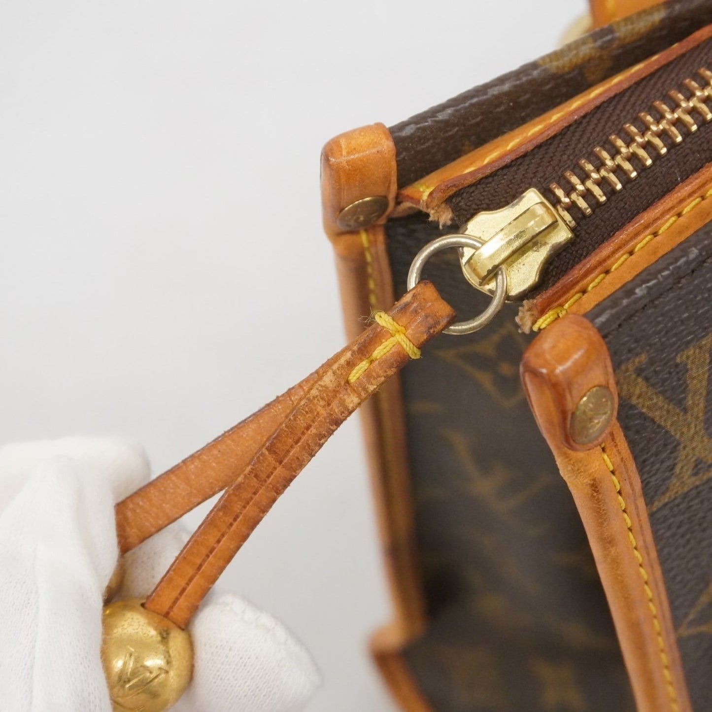 Louis Vuitton Brown Tote Bag (Pre-Owned)