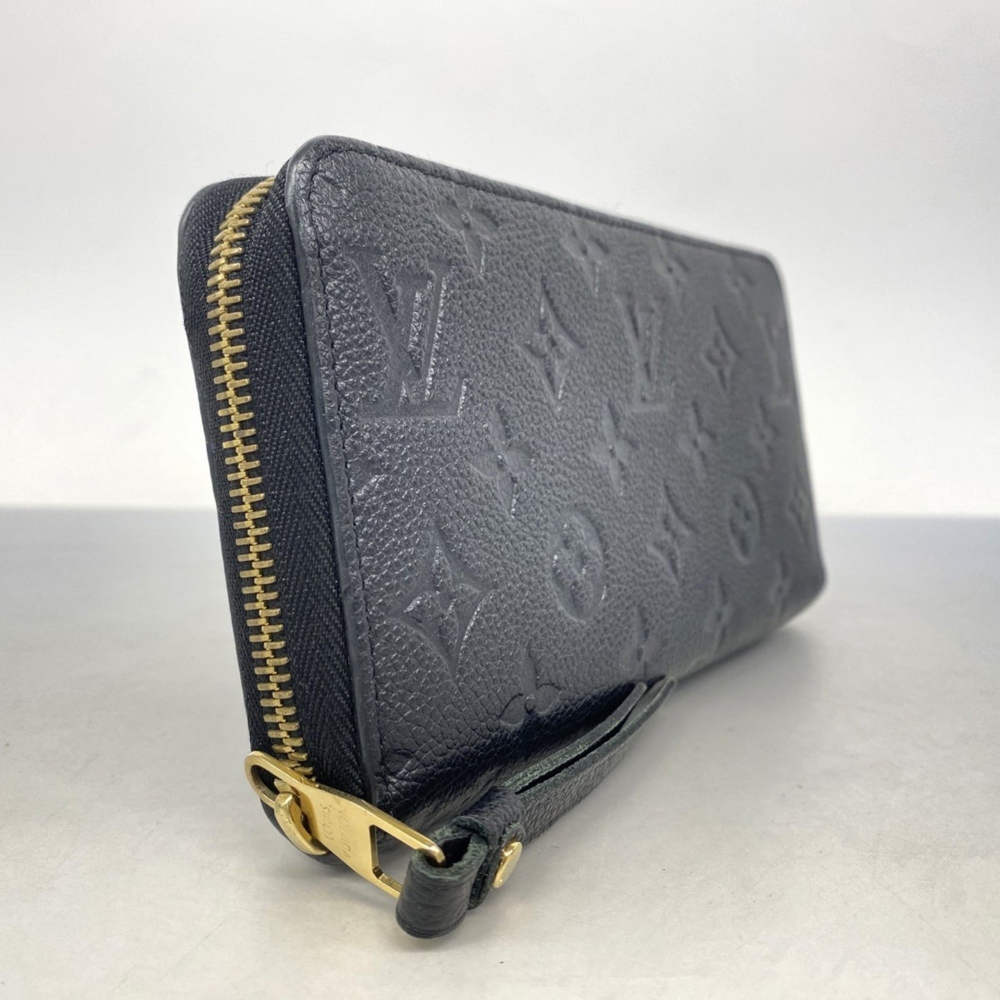 Louis Vuitton Noir Long Wallet (Bi-Fold) (Pre-Owned)