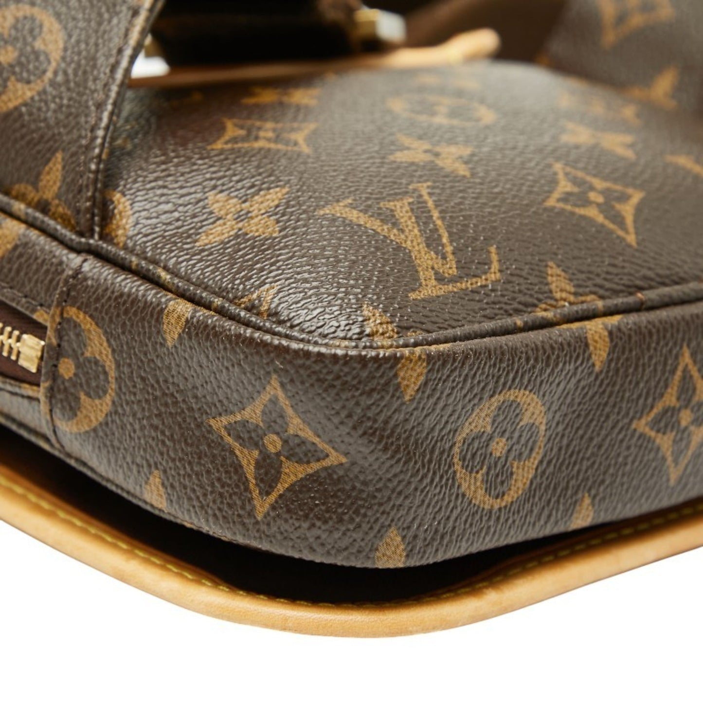 Louis Vuitton Brown Monogram Monogram Shoulder Bag Sling Bag (Pre-Owned)