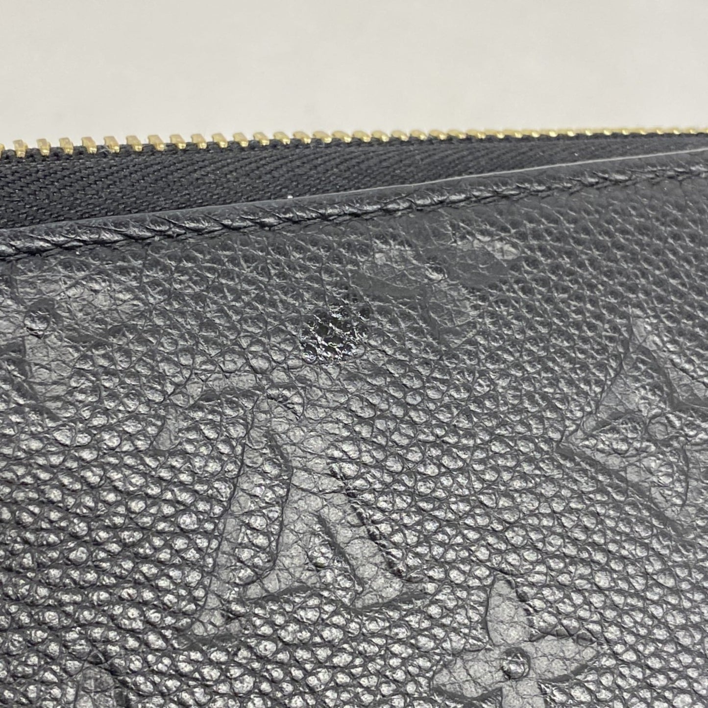 Louis Vuitton Noir Long Wallet (Bi-Fold) (Pre-Owned)