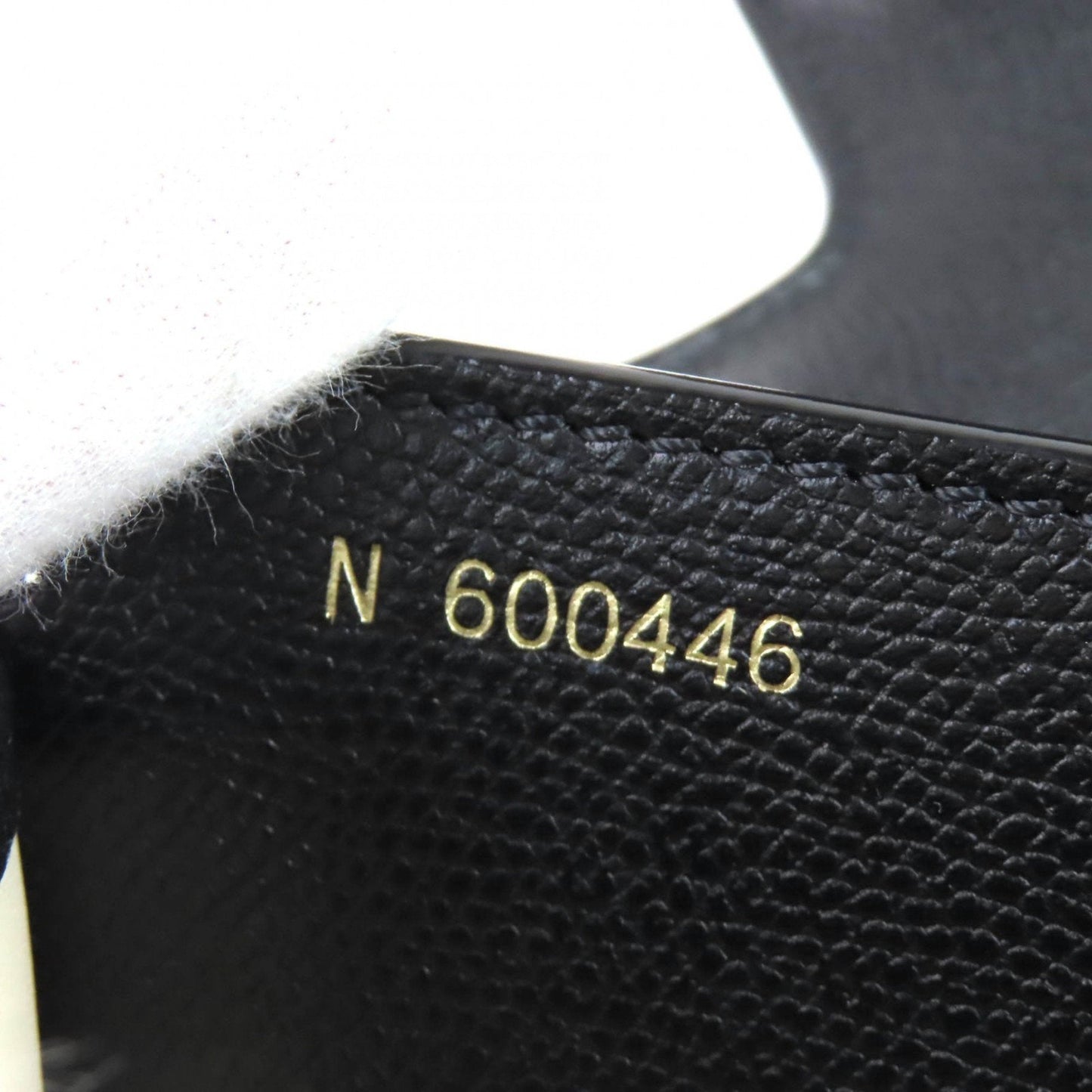 Valextra Black Leather Shoulder Bag (Pre-Owned)