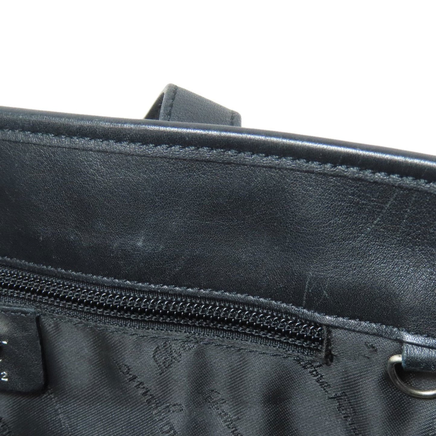 Salvatore Ferragamo Black Leather Tote Bag (Pre-Owned)