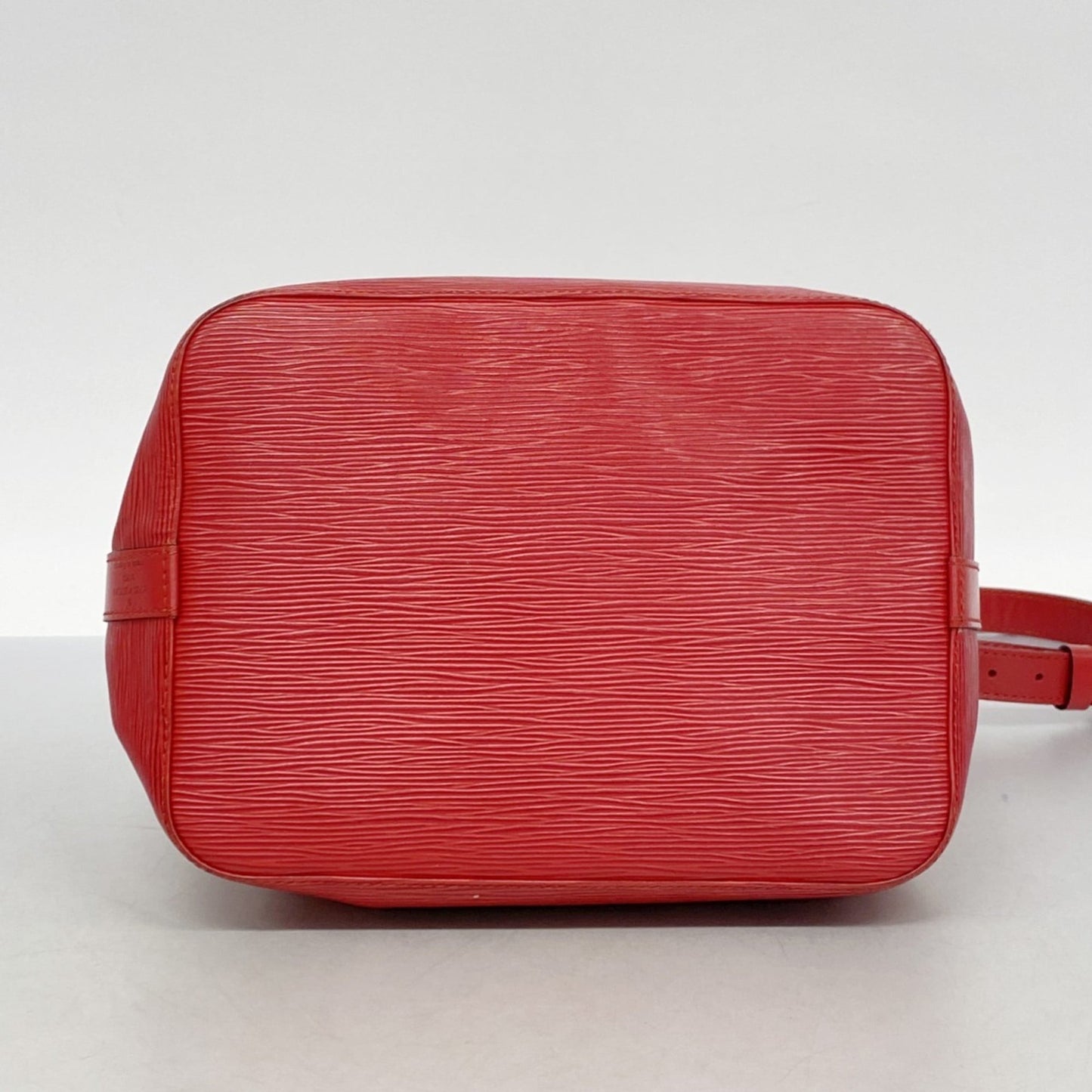 Louis Vuitton Castilian Red Shoulder Bag (Pre-Owned)