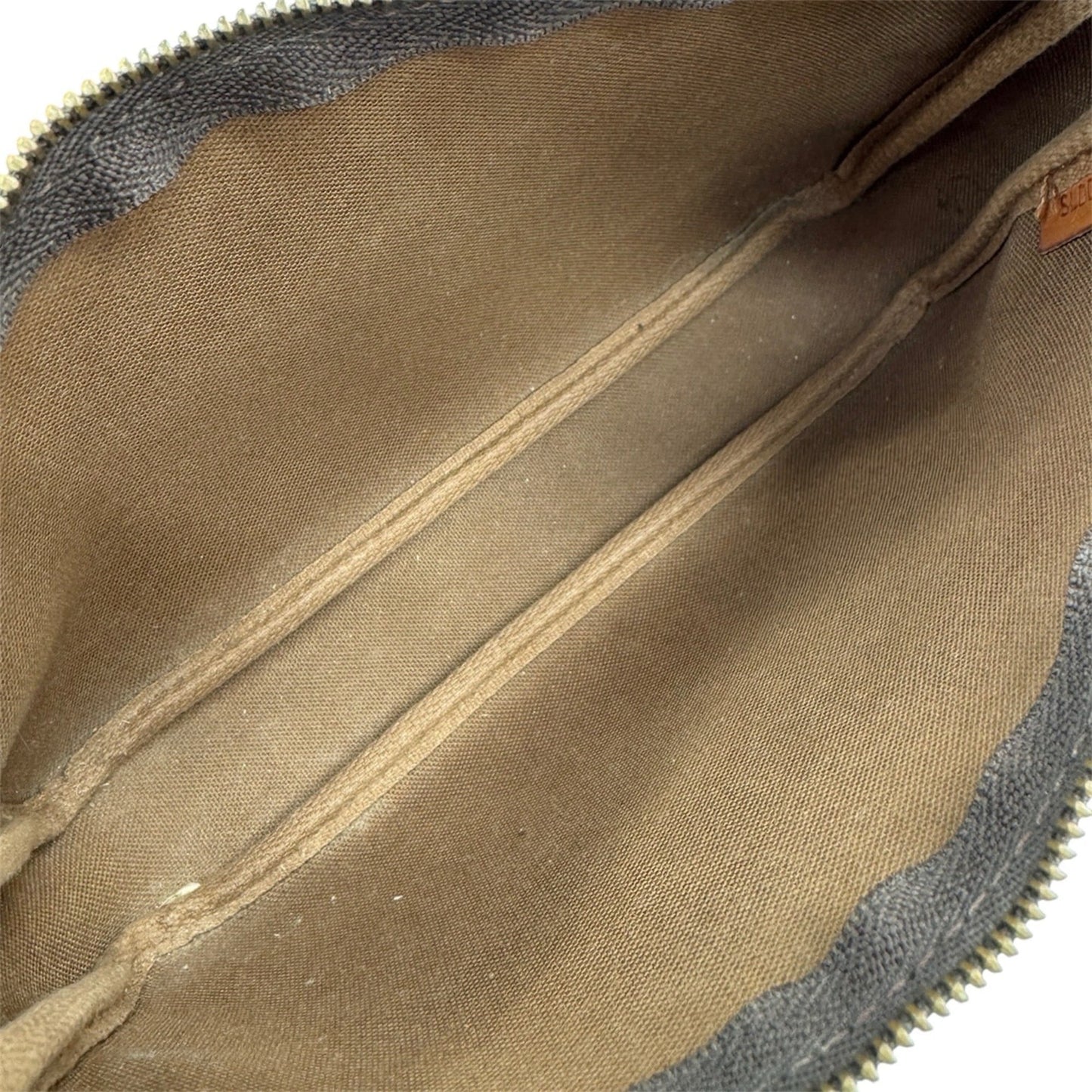 Louis Vuitton Brown Monogram Pouch (Pre-Owned)