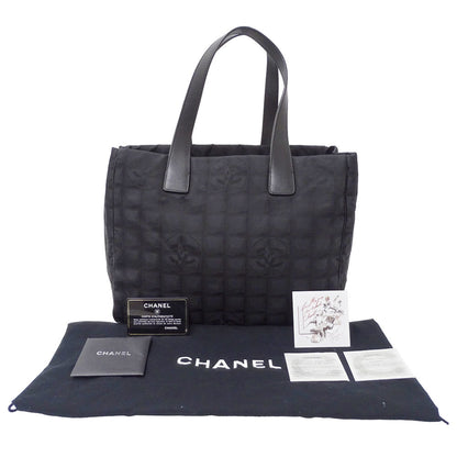 Chanel Black Nylon Tote Bag (Pre-Owned)