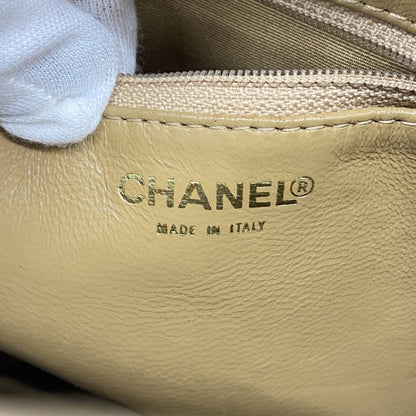 Chanel Beige Grained Calfskin Tote Bag (Pre-Owned)