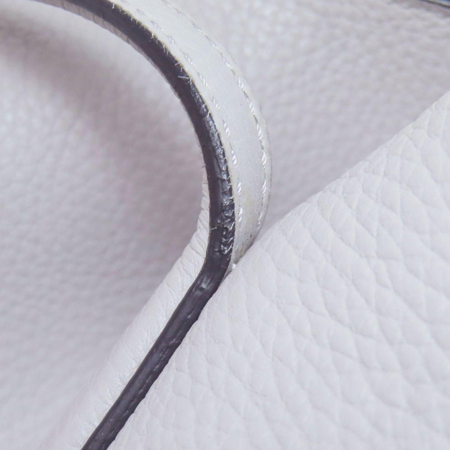 Tod's Gray Leather Tote Bag (Pre-Owned)