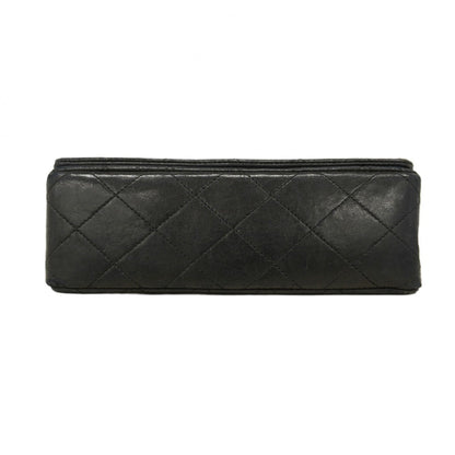 Chanel Black Leather Shoulder Bag (Pre-Owned)