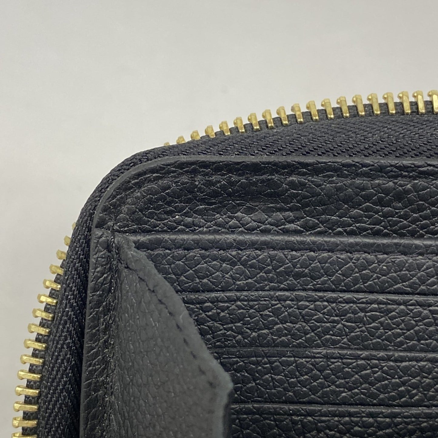 Louis Vuitton Noir Long Wallet (Bi-Fold) (Pre-Owned)