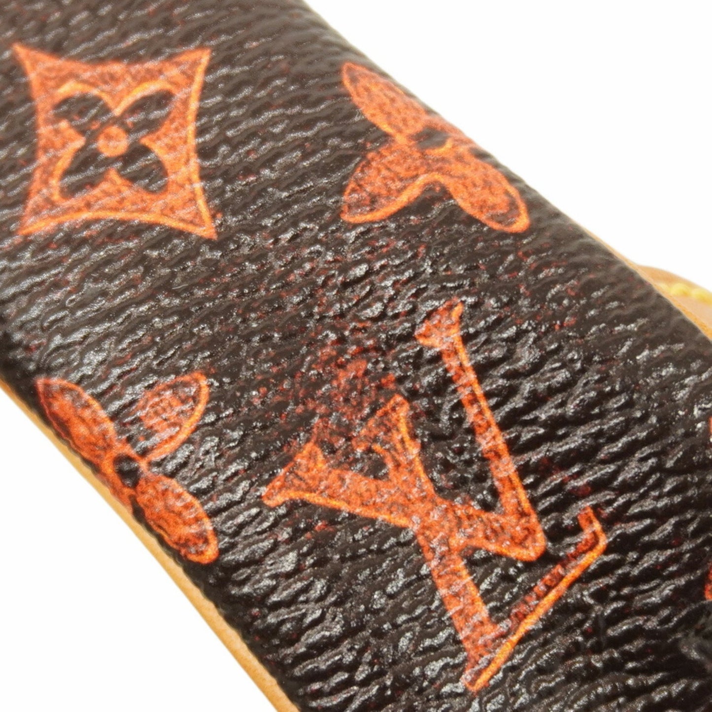 Louis Vuitton Brown Shoulder Bag (Pre-Owned)