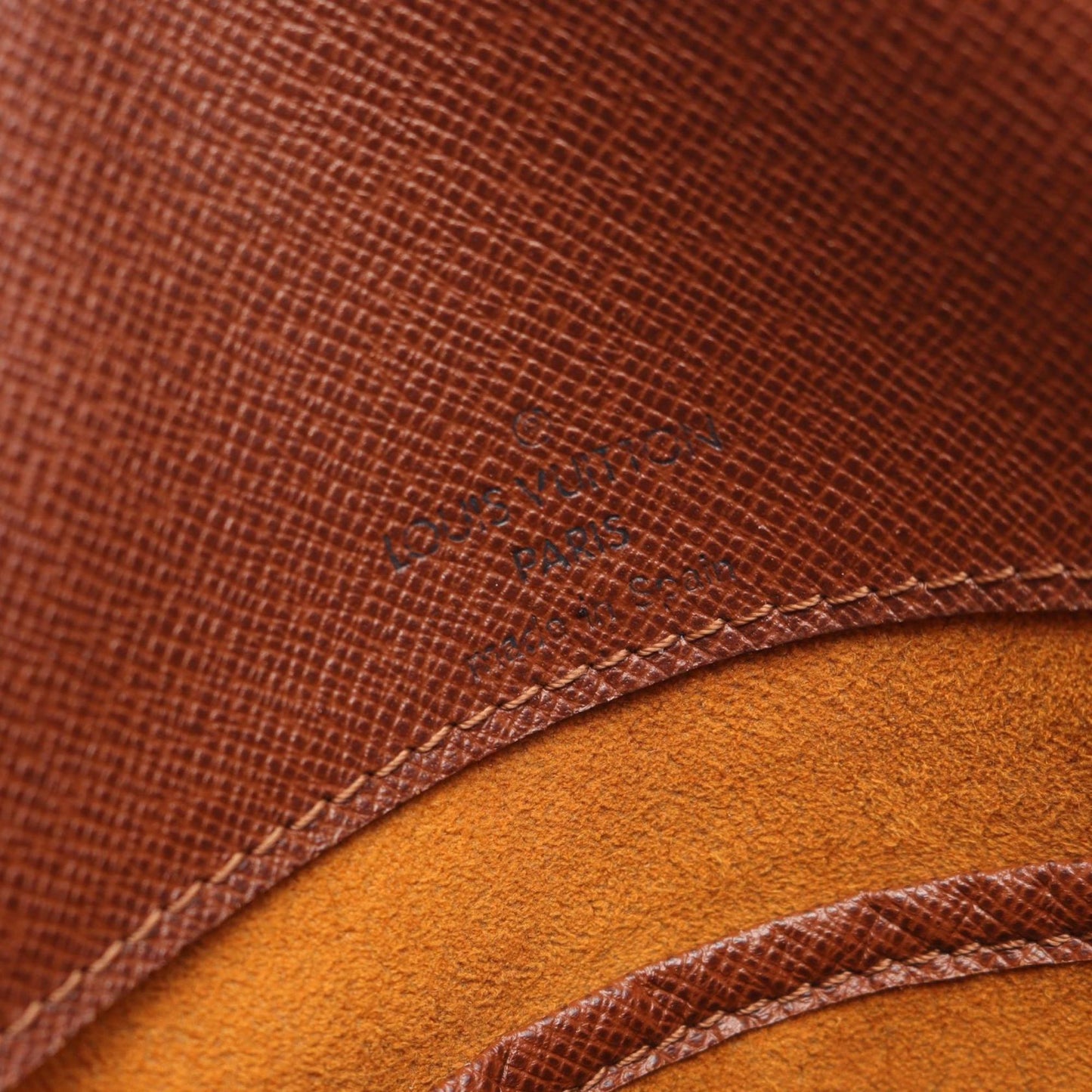 Louis Vuitton Brown Monogram Monogram Shoulder Bag (Pre-Owned)