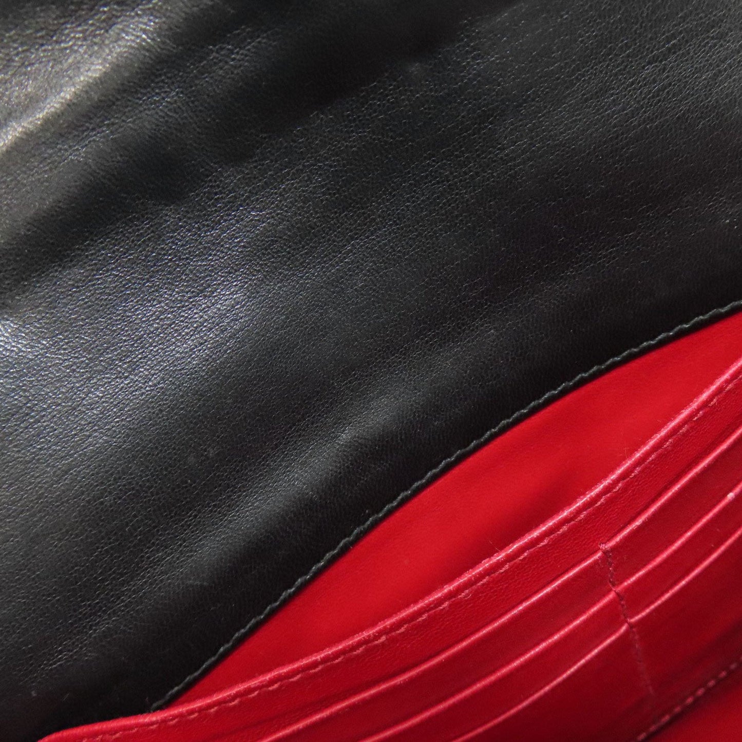 Prada Black Leather Shoulder Bag (Pre-Owned)