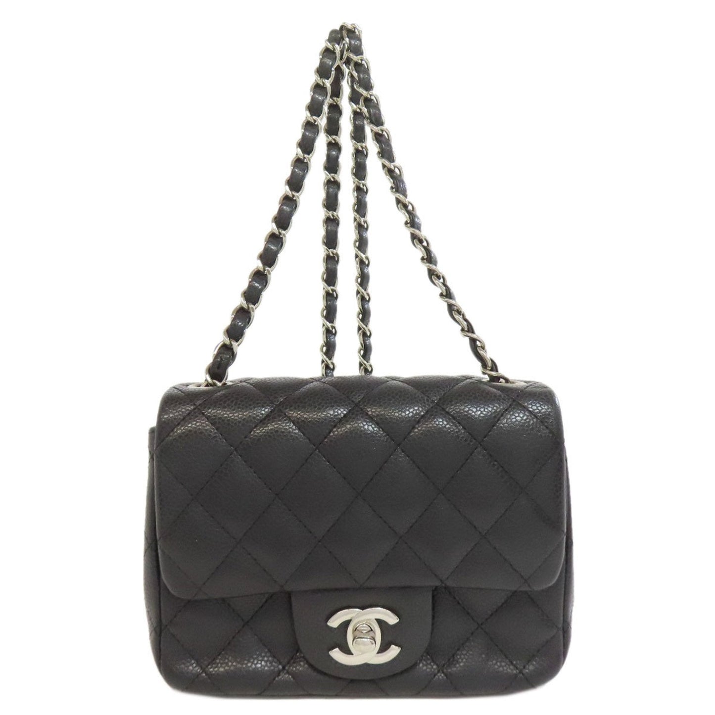 Chanel Matelasse Black Leather Shoulder Bag (Pre-Owned)