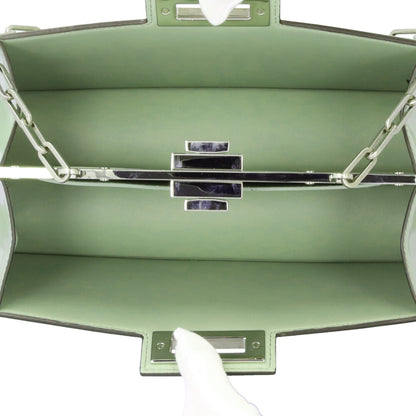 Fendi Peekaboo Green Patent Leather Shoulder Bag (Pre-Owned)