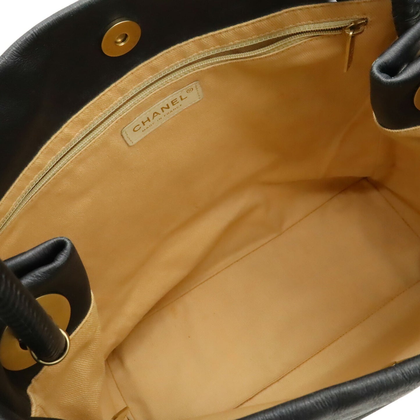 Chanel Camellia Black White Leather Shoulder Bag Tote Bag (Pre-Owned)