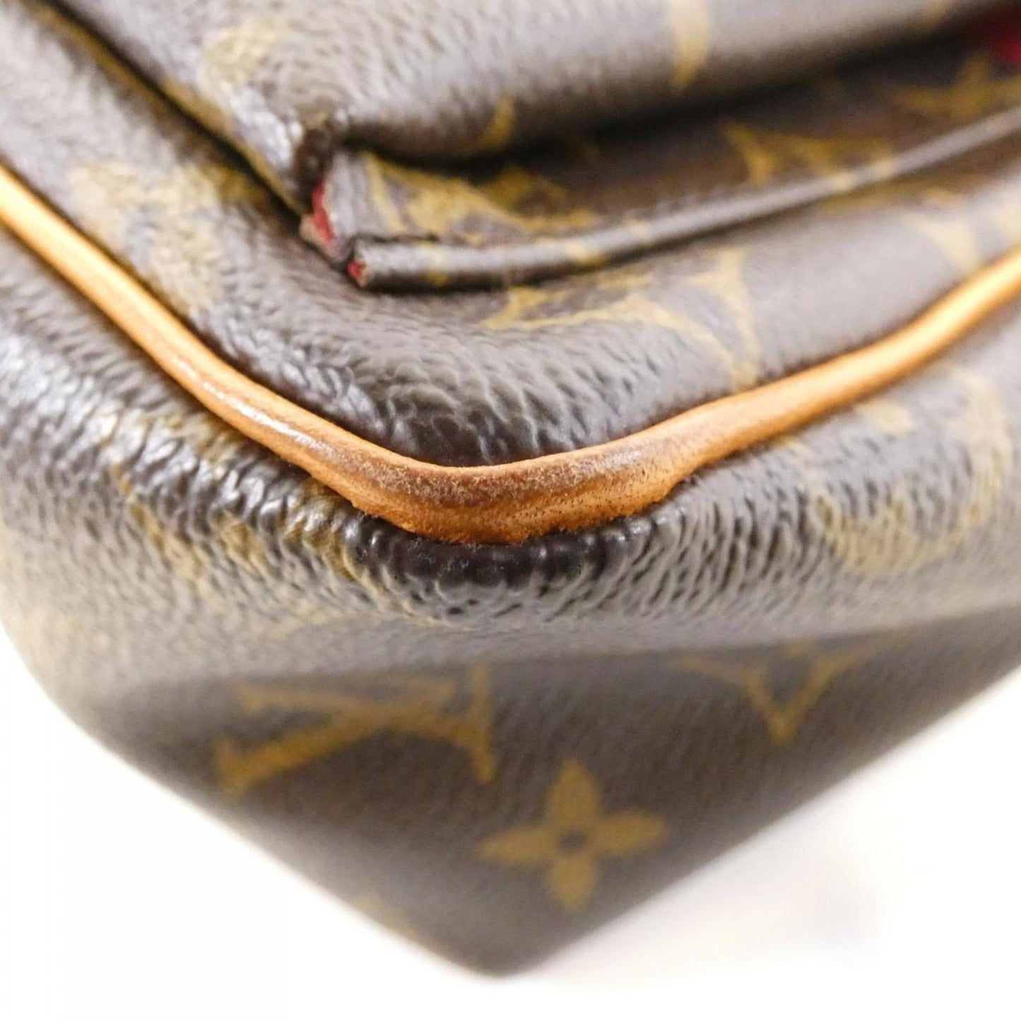 Louis Vuitton Marron Coated Canvas Shoulder Bag (Pre-Owned)