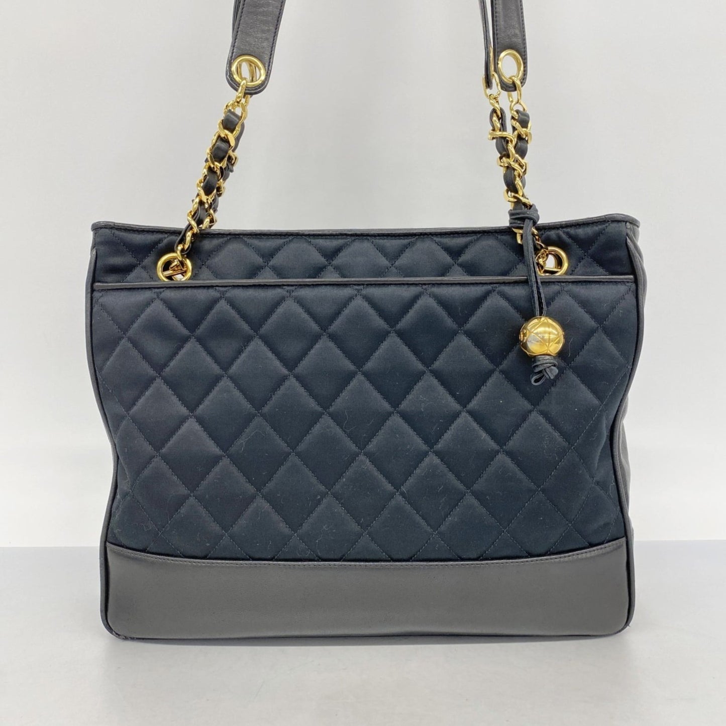 Chanel Black Leather Satin Tote Bag (Pre-Owned)