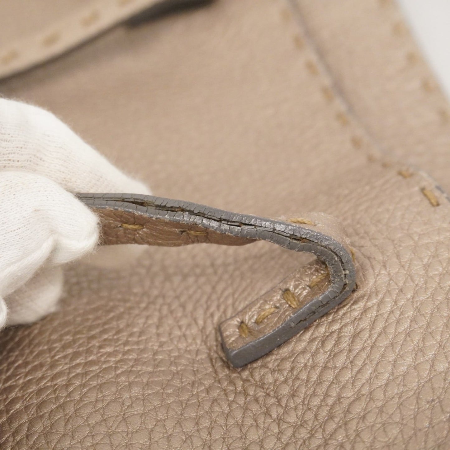 Fendi Grayish Leather Tote Bag (Pre-Owned)