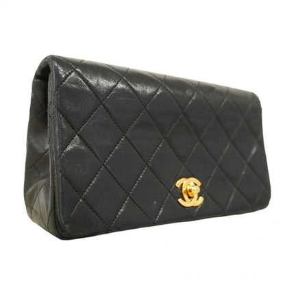 Chanel Black Leather Shoulder Bag (Pre-Owned)