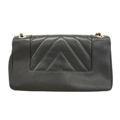 Chanel Black Leather Shoulder Bag (Pre-Owned)