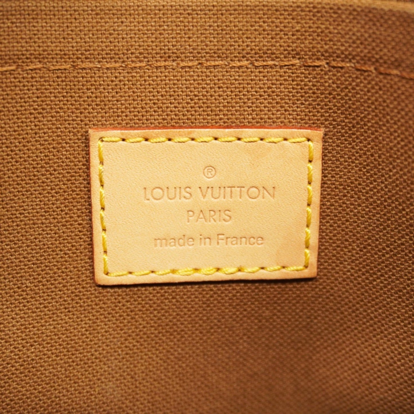 Louis Vuitton Brown Shoulder Bag (Pre-Owned)