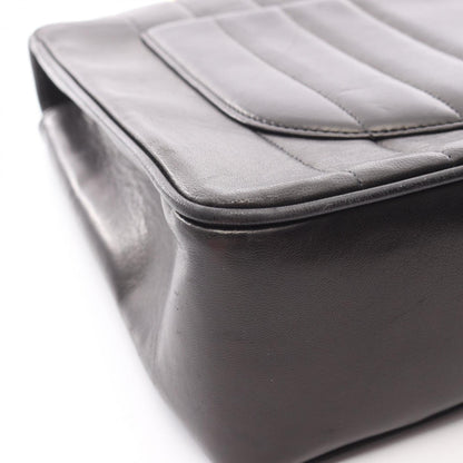 Chanel Black Leather Shoulder Bag (Pre-Owned)