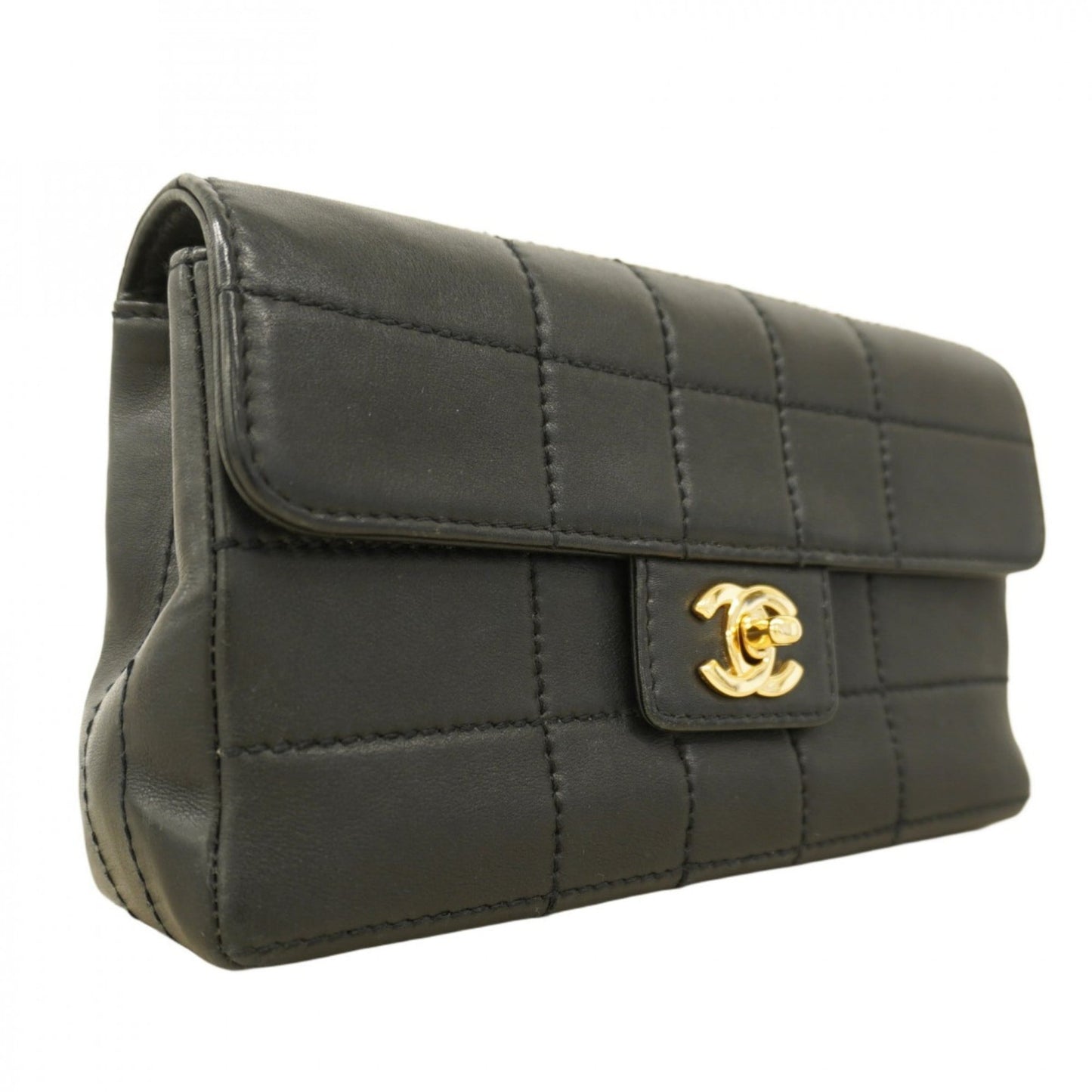 Chanel Black Leather Shoulder Bag (Pre-Owned)