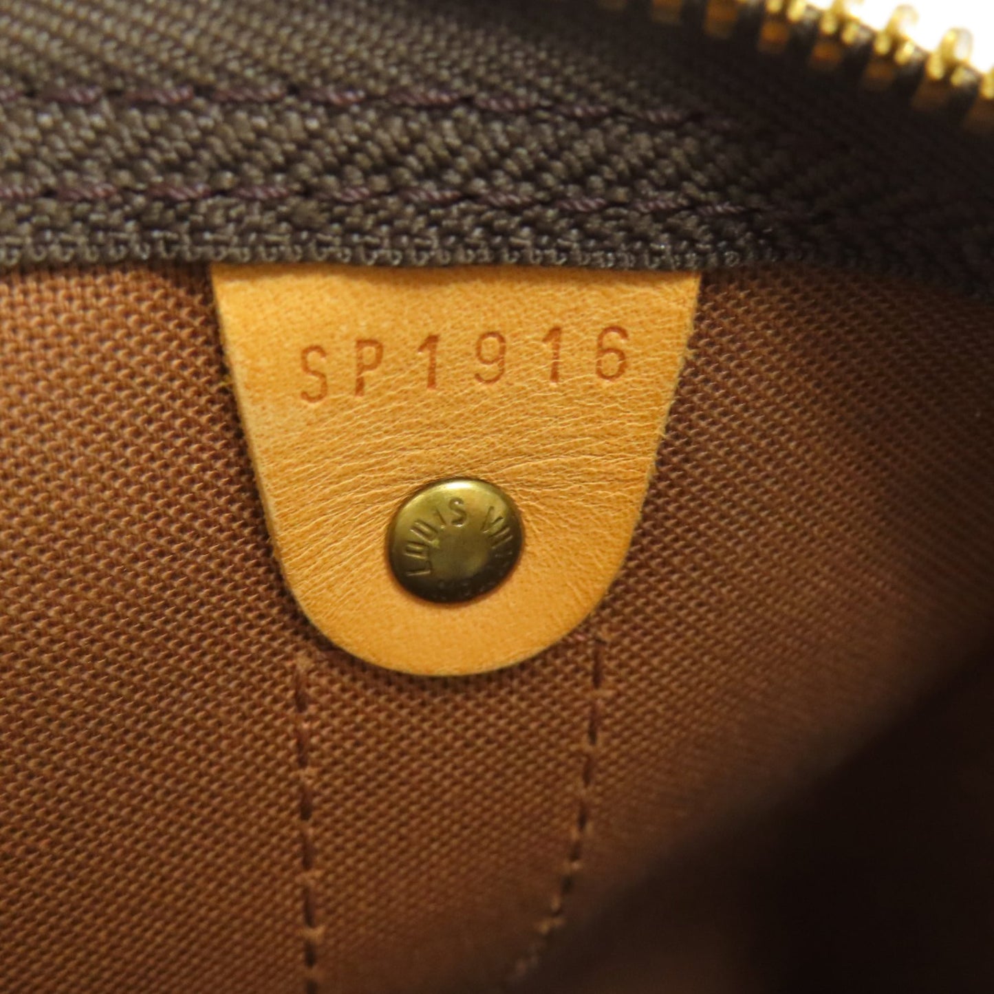 Louis Vuitton Brown Monogram Monogram Shoulder Bag (Pre-Owned)