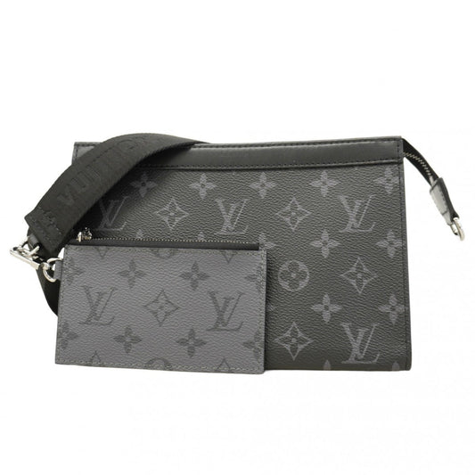 Louis Vuitton Black Shoulder Bag (Pre-Owned)