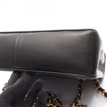 Chanel Black Leather Shoulder Bag (Pre-Owned)