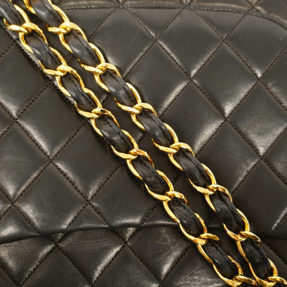 Chanel Black Leather Shoulder Bag (Pre-Owned)