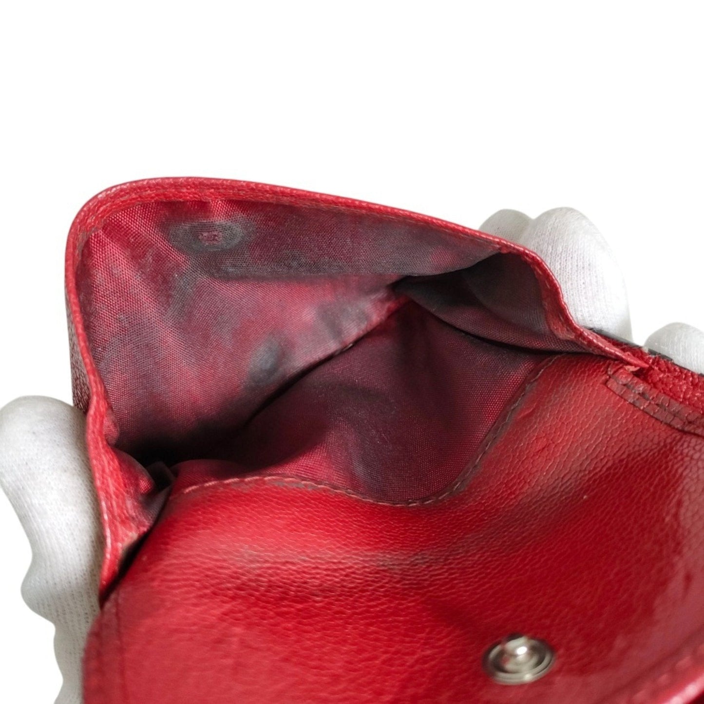 Miu Miu Red Color Wallet (Bi-Fold) (Pre-Owned)