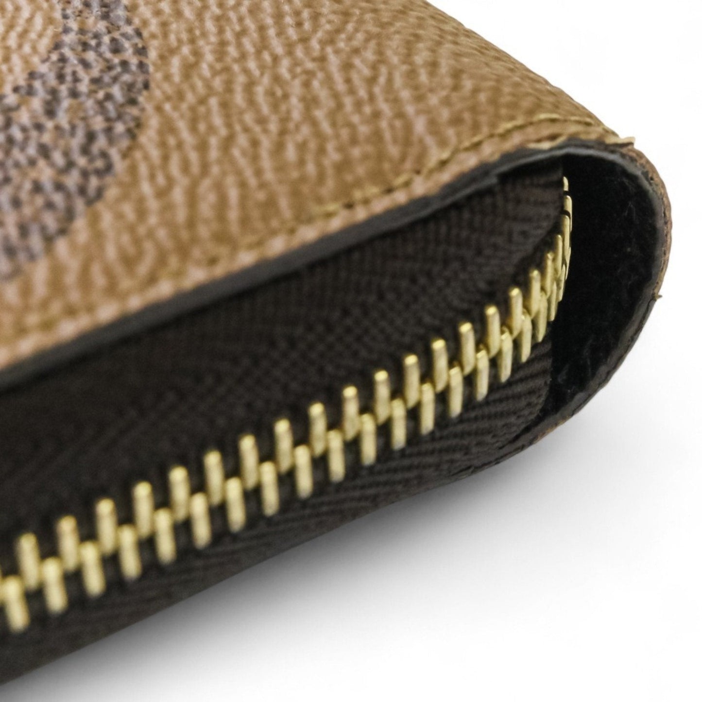 Louis Vuitton Brown Long Wallet (Bi-Fold) (Pre-Owned)