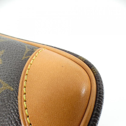 Louis Vuitton Marron Coated Canvas Shoulder Bag (Pre-Owned)