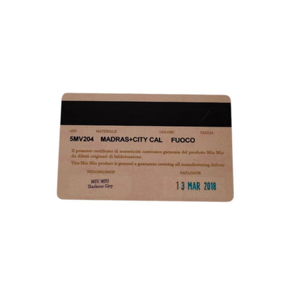 Miu Miu Red Color Wallet (Bi-Fold) (Pre-Owned)