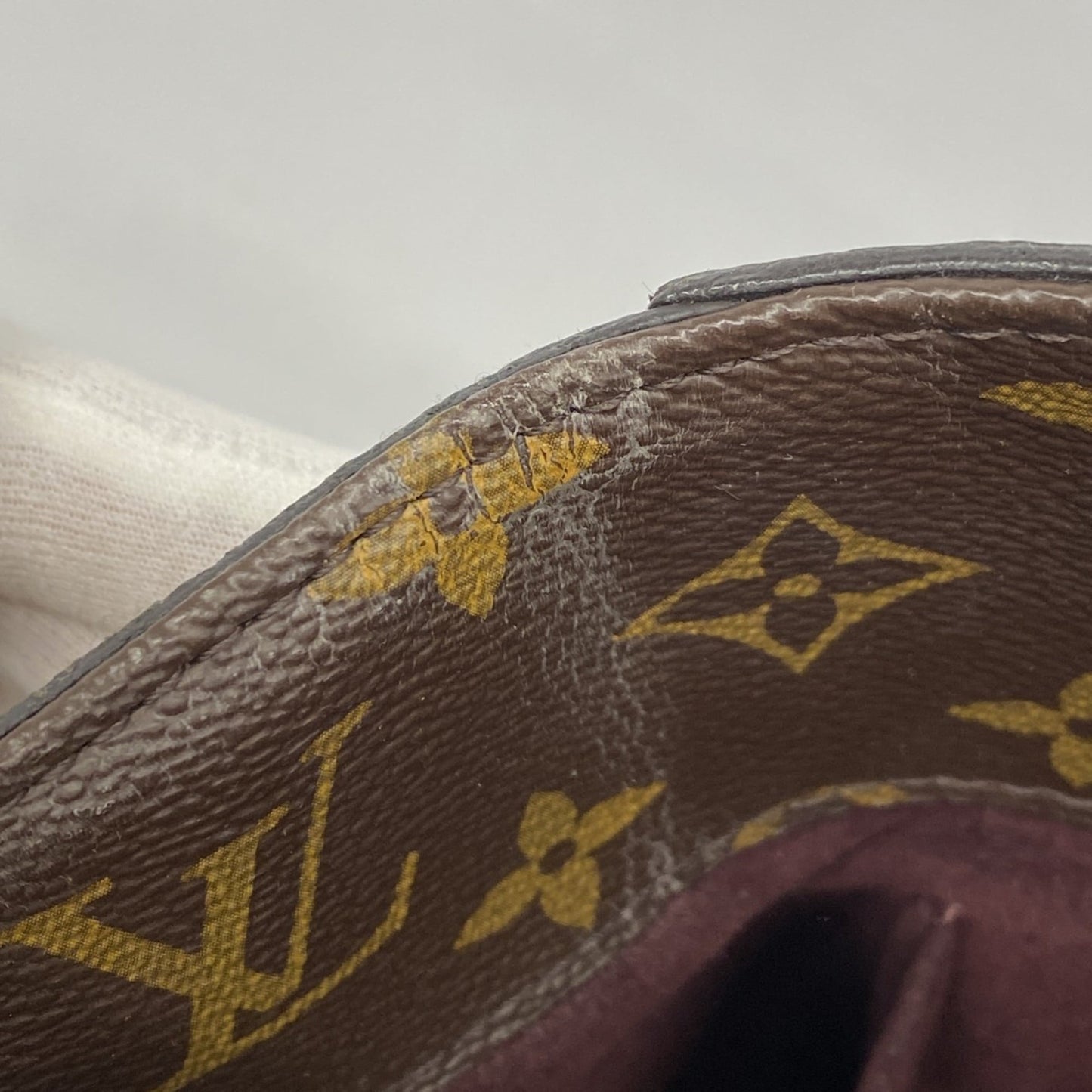 Louis Vuitton Brown Handbag (Pre-Owned)