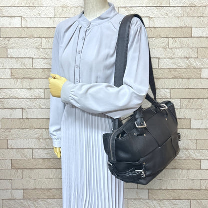 Bottega Veneta Intrecciato Black Intrecciato Shoulder Bag (Pre-Owned)