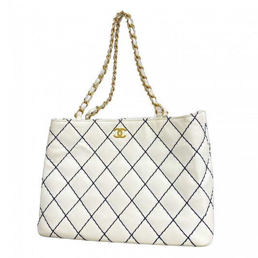 Chanel White Leather Tote Bag (Pre-Owned)