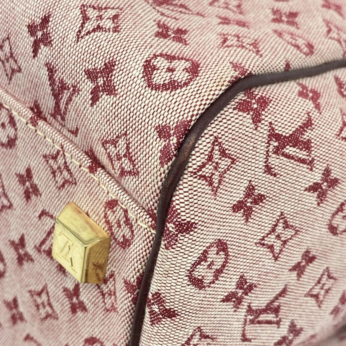 Louis Vuitton Cerise Handbag (Pre-Owned)