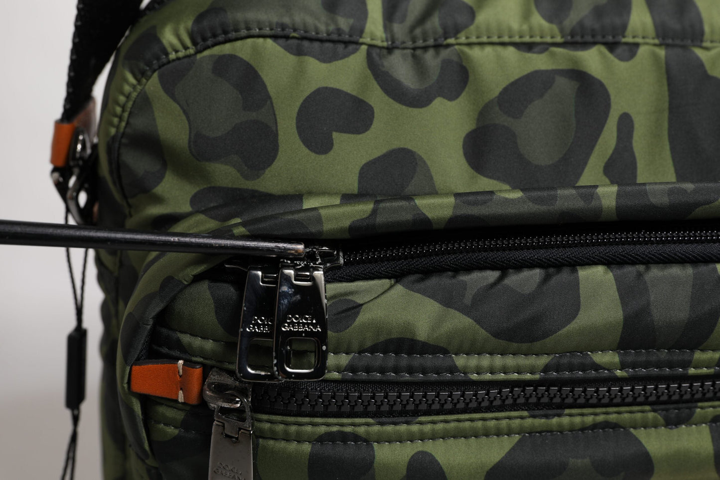 Dolce & Gabbana Green Polyester Leopard Print Shell Messenger Men's Bag (Pre-Owned)