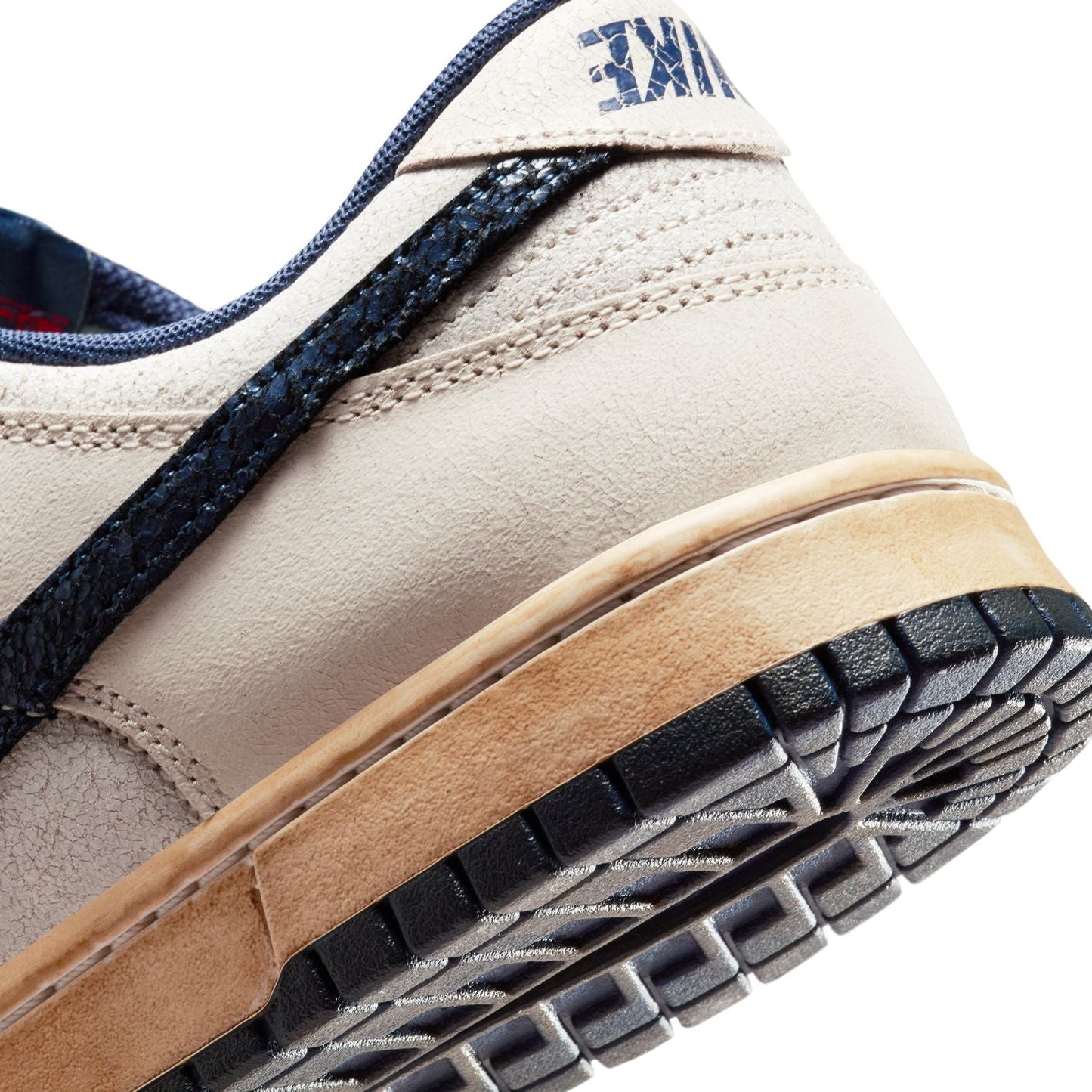 + Stranger Things Dunk Low SP 'Phantom Night Navy'