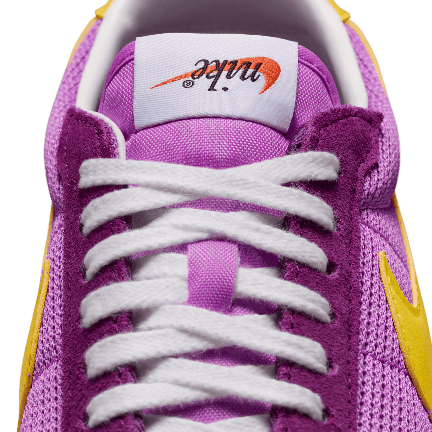 + Stranger Things Wmns LD-1000 'Erica Sinclair'