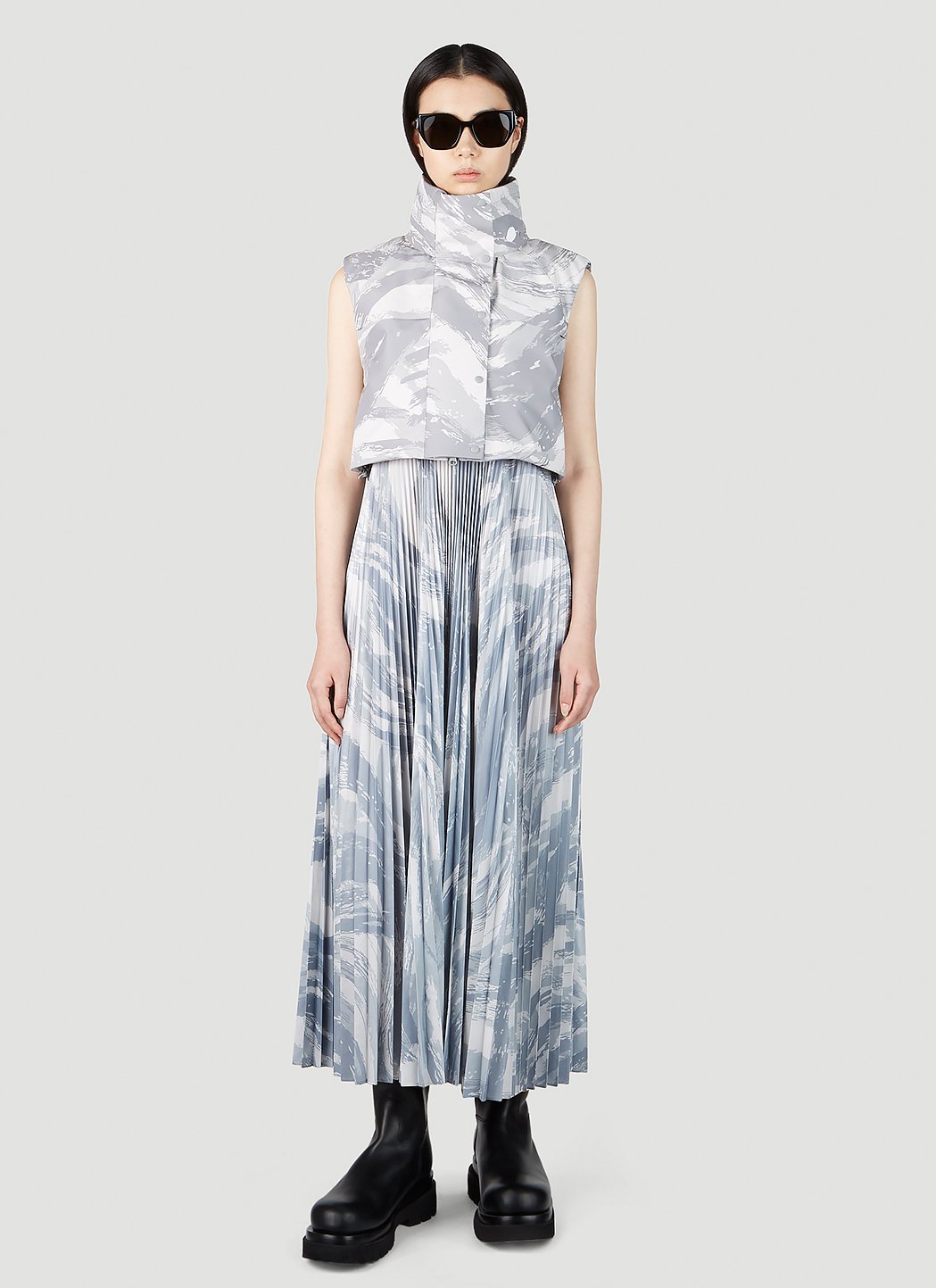 4 Moncler Hyke Women Vanilis Gilet Jacket